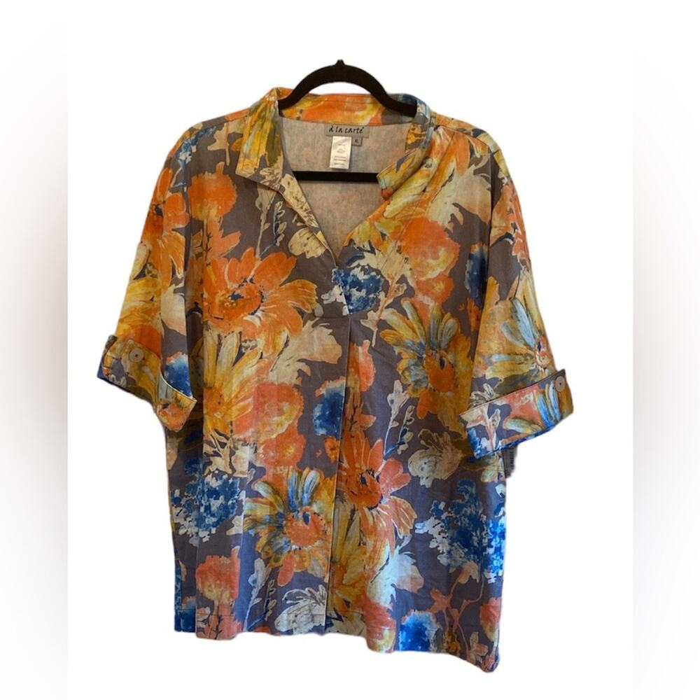 a la carte NWT women’s size XL floral print pleated blouse top